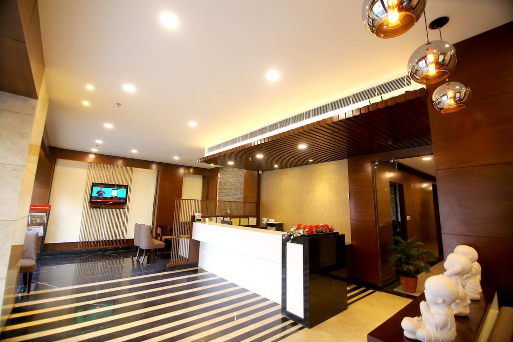 Chirag Residency Hotel Nova Deli Exterior foto