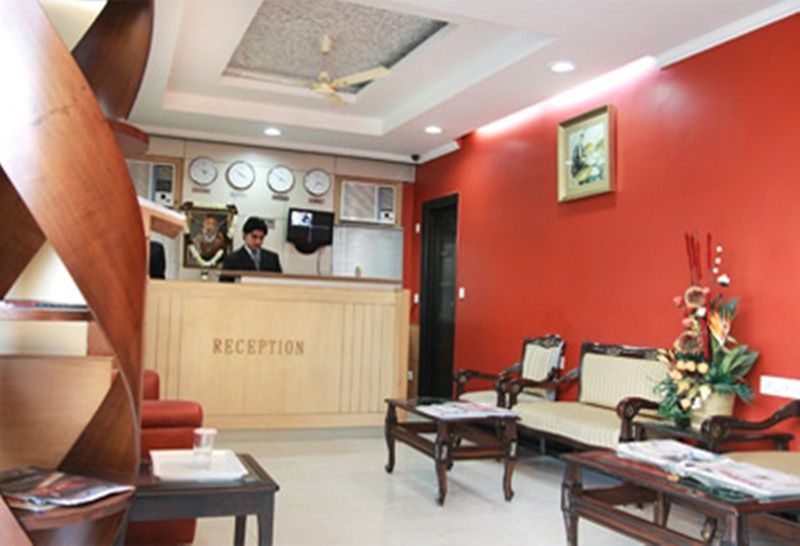 Chirag Residency Hotel Nova Deli Exterior foto